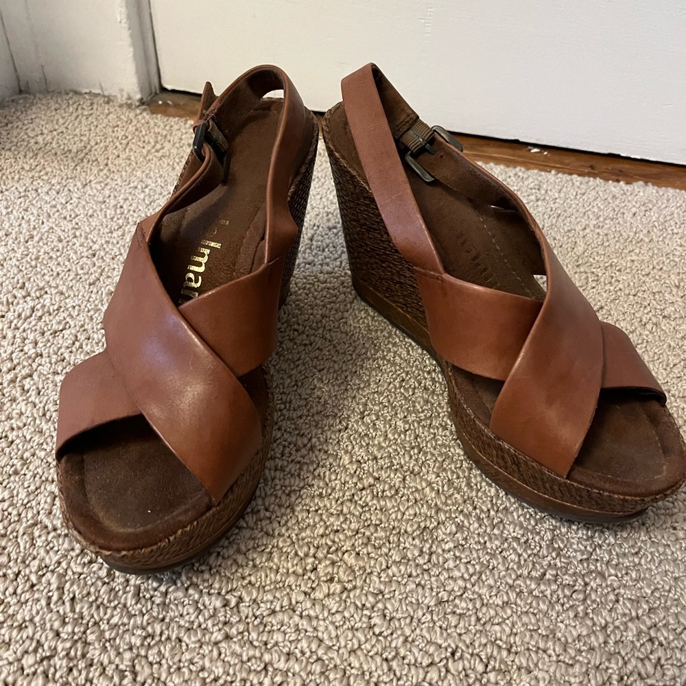 Libby Edelman wedge sandals- brown size 8.5M… barely used